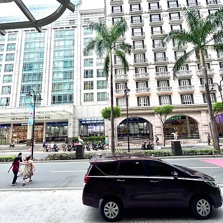 Staycation Near Manila Airport Across Naia Terminal 3,13 Min Drive To Terminal 2 And 1, Vexy Condotel Located At 101 Newport Manila