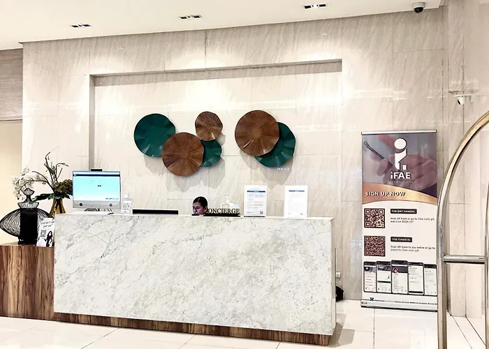 Staycation Near Airport Across Naia Terminal 3,13 Min Drive To Terminal 2 And 1, Vexy Condotel Located At 101 Newport Manila