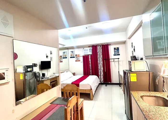 Aparthotel Staycation Near Airport Across Naia Terminal 3,13 Min Drive To Terminal 2 And 1, Vexy Condotel Located At 101 Newport