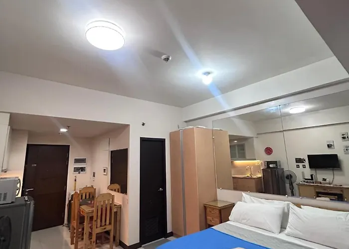 Aparthotel Staycation Near Airport Across Naia Terminal 3,13 Min Drive To Terminal 2 And 1, Vexy Condotel Located At 101 Newport Manila